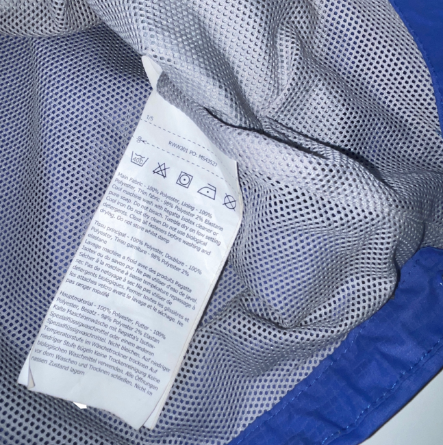 Regatta  blue women’s lightweight Rain Jacket with hood  RWW301 XL L 31 W 22