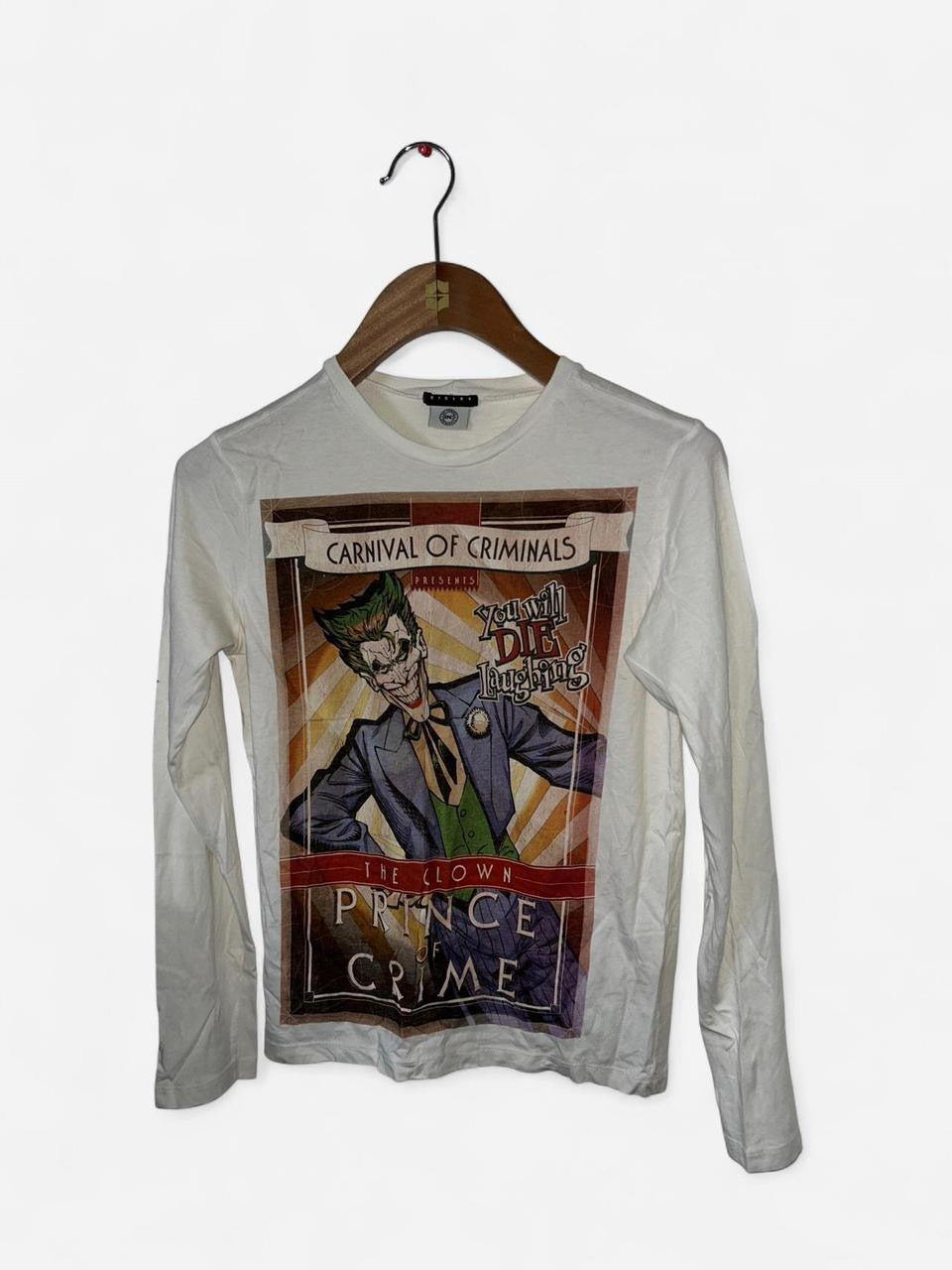 Sisley Batman Clown Prince long-sleeved adult t-shirt. The white shirt features a graphic of the Joker with text that reads "Carnival of Criminals", "You will Die Laughing", and "The Clown Prince of Crime". 
