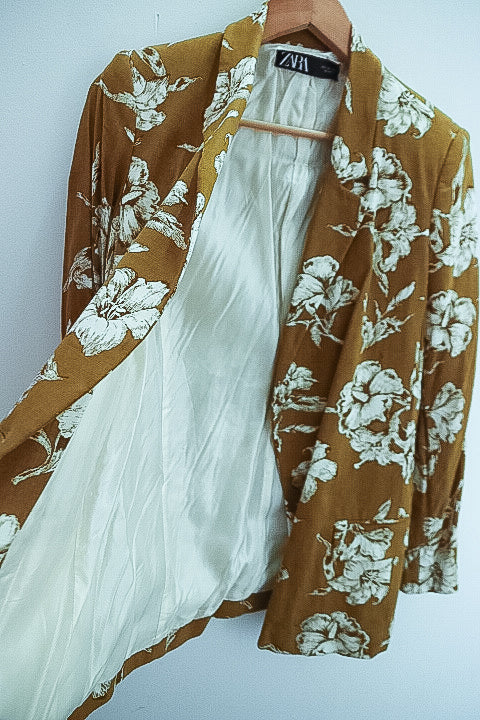 Vintage zara cream floral pattern womens blazers