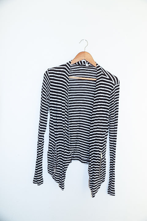 Vintage Womens Calvinklein black and white striped small waterfall cardigan