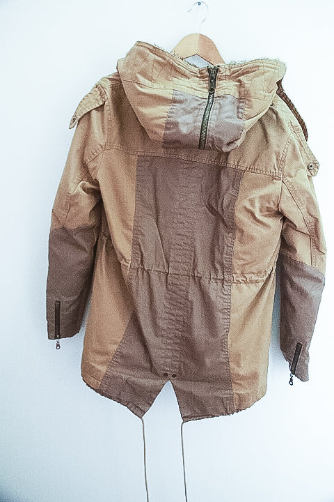 Forever21 Faux fur cream medium hoodie coat