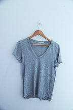 Vintage rag & bone jean grey vneck small tees