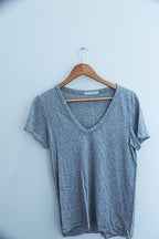 Vintage rag & bone jean grey vneck small tees
