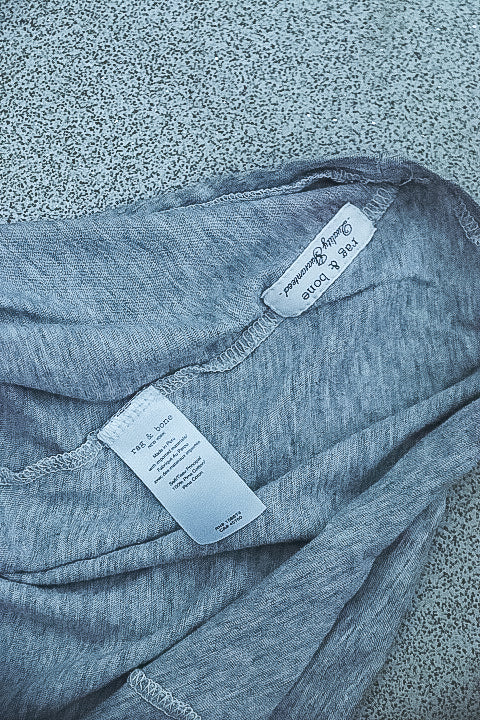 Vintage rag & bone jean grey vneck small tees