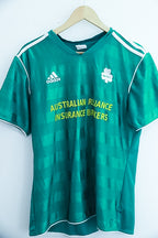 Vintage Green mens Adidas large football jersey