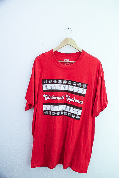 Vintage Cinncinati Cyclones Graphics red mens tees XL
