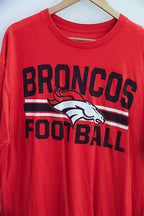 Vintage Broncos Football graphics orange mens tees XL