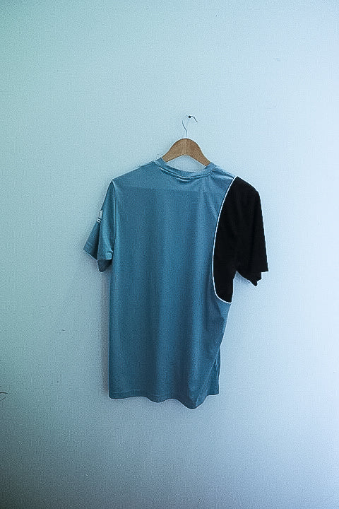 Vintage grey three stripe adidas mens medium tshirt