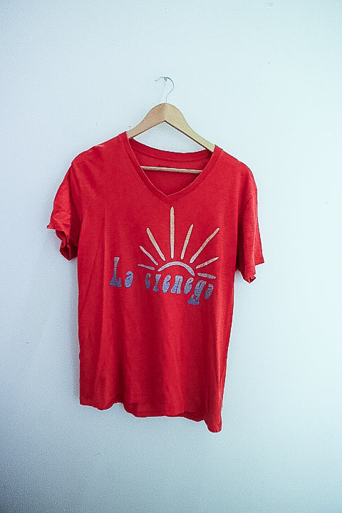 Vintage red Gap graphics small tees
