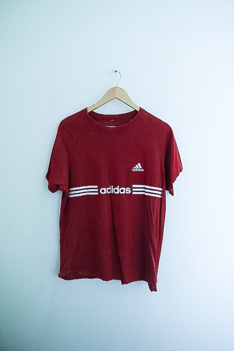 Vintage Adidas big logo graphics medium red tshirt