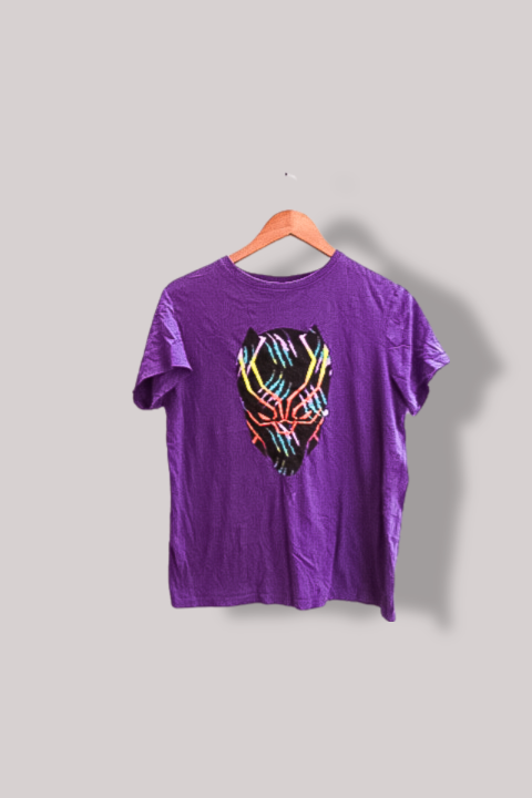 Vintage Marvel Black Panther graphics purple small tees