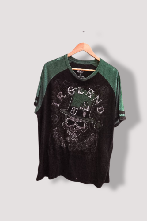 vintage Lucky Ireland graphics mens colorblock black and green tees XL