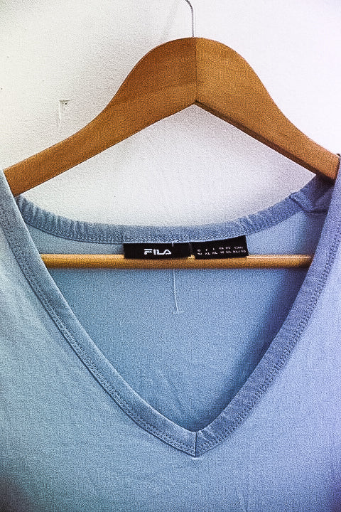Vintage womens fila purple v-neck tees XL