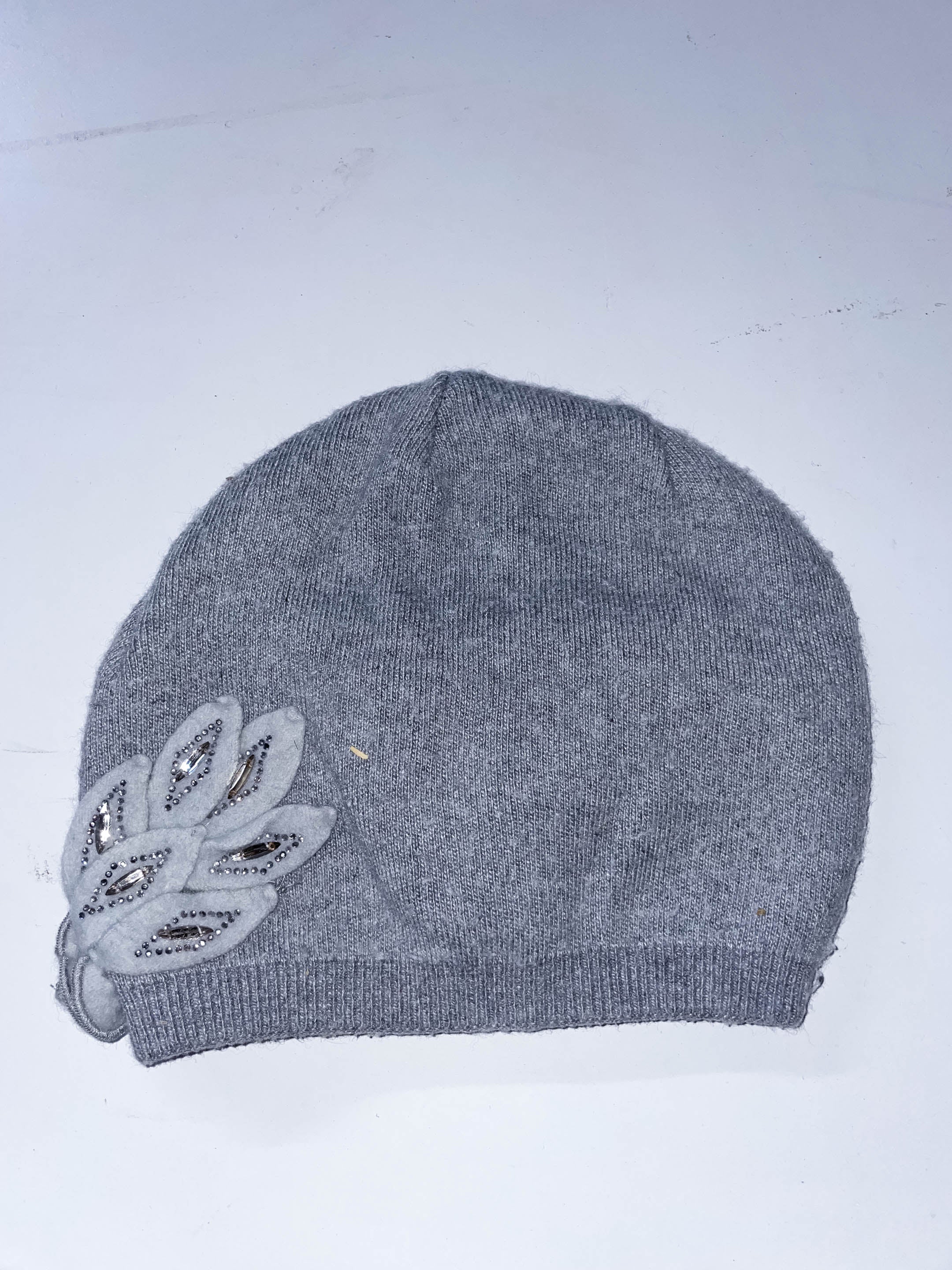 Vintage grey womens beanie hat with flower embroidery