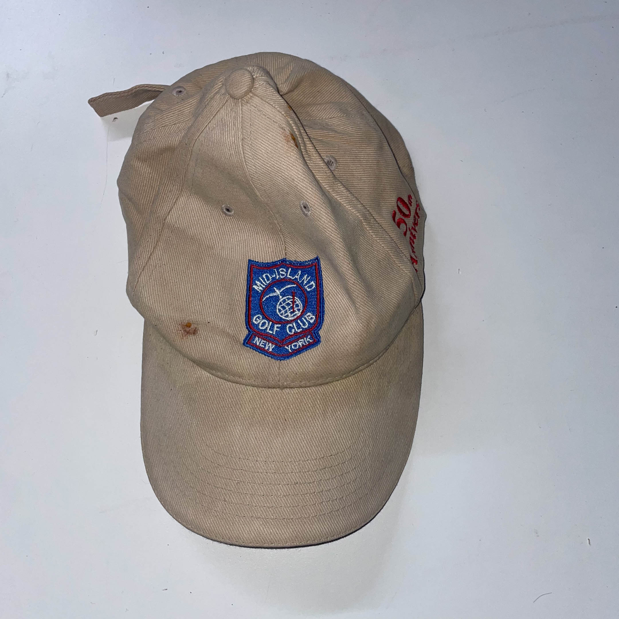 Vintage Mid island golf club Garyline cream baseball hat