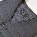 Vintage Pturn mens padded quilted black sleeveless jacket size L