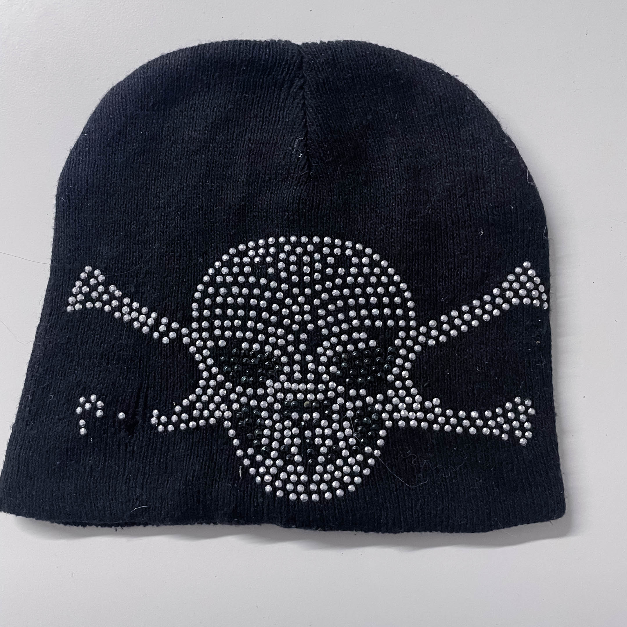 Vintage Black studded skull embroidery beanie winter hat