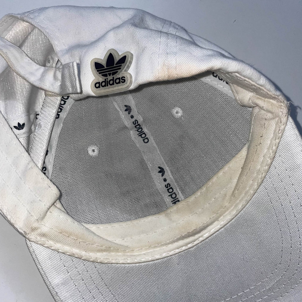 Vintage white adidas 90's strapback cap