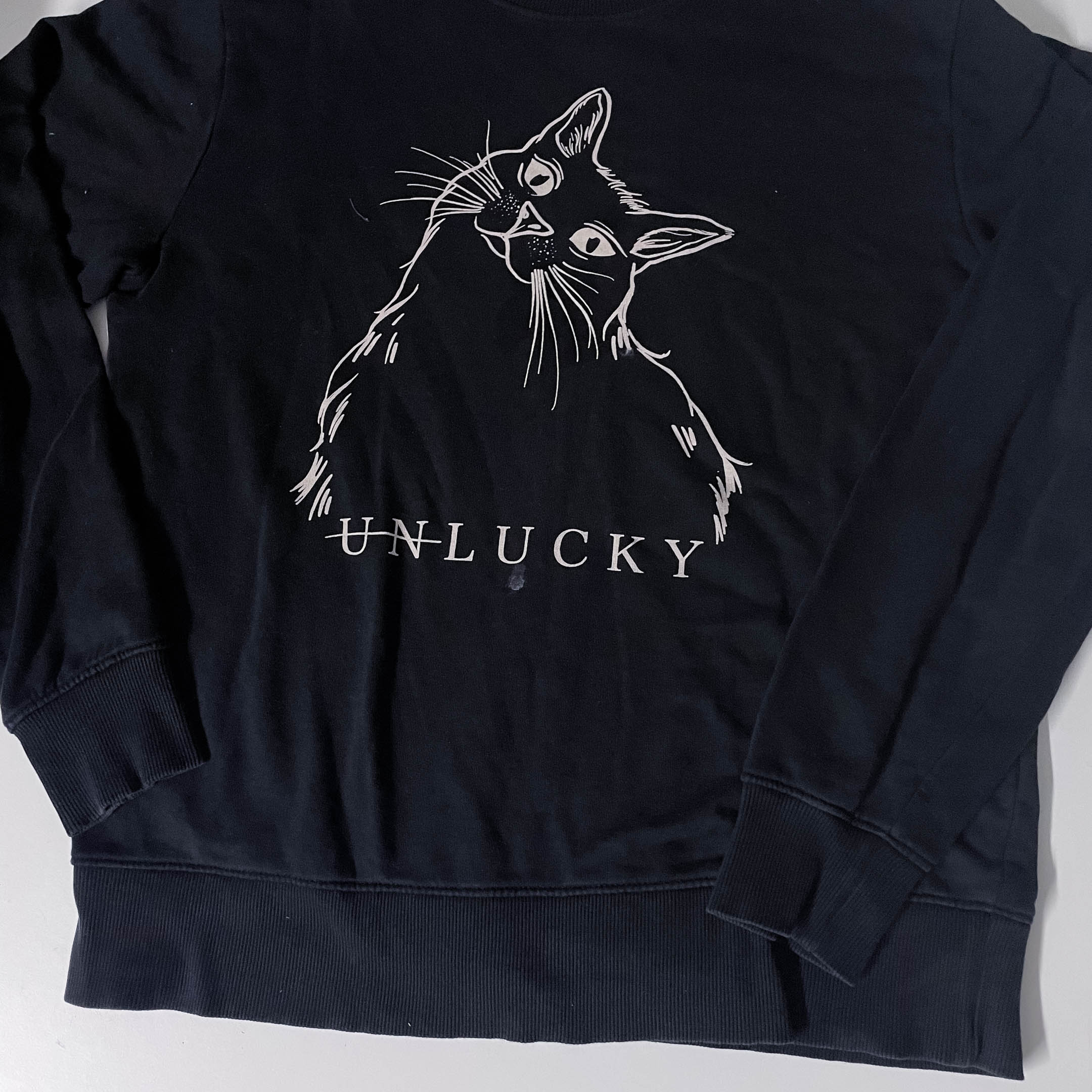 Vintage Earth Positive Cat Unlucky graphics large black sweathsirt