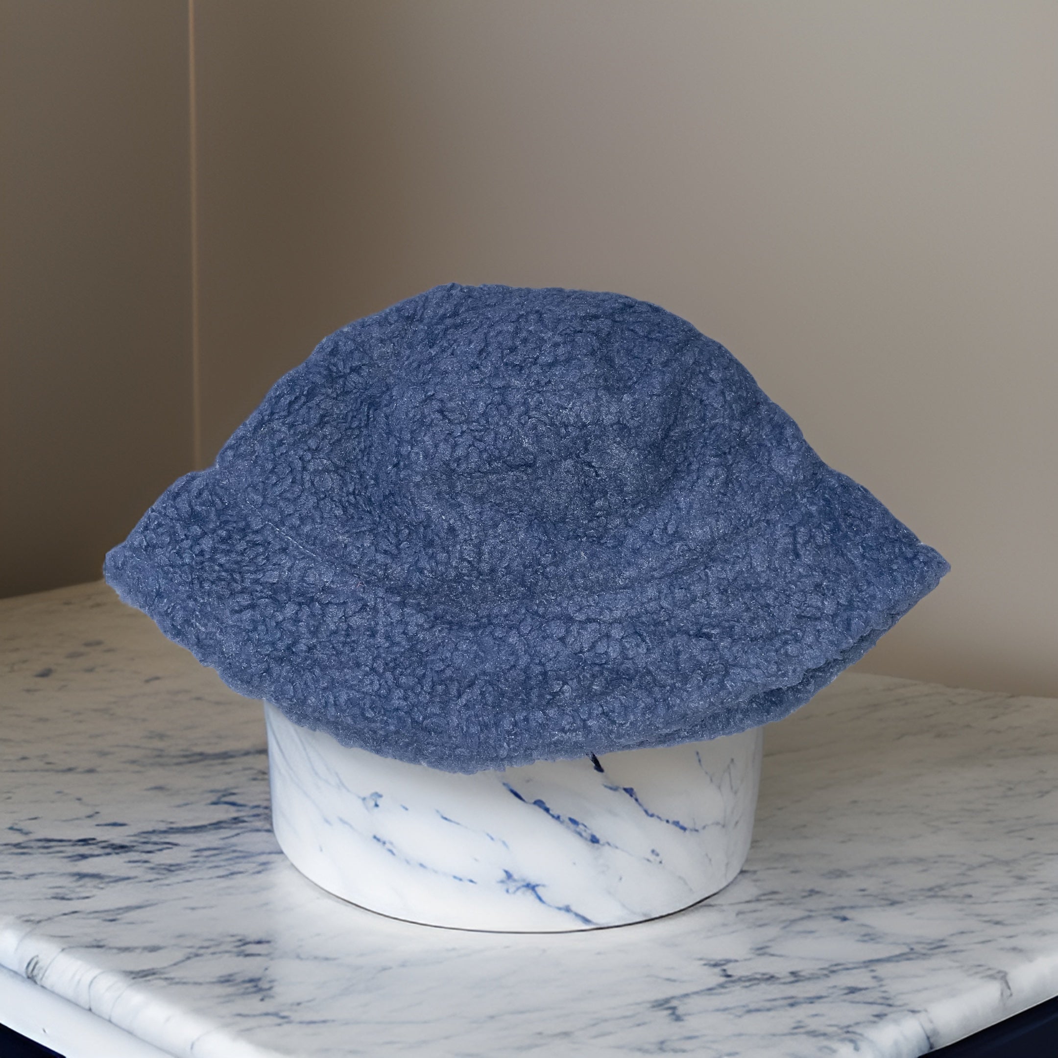 Vintage womens winter blue faux fur bucket hat