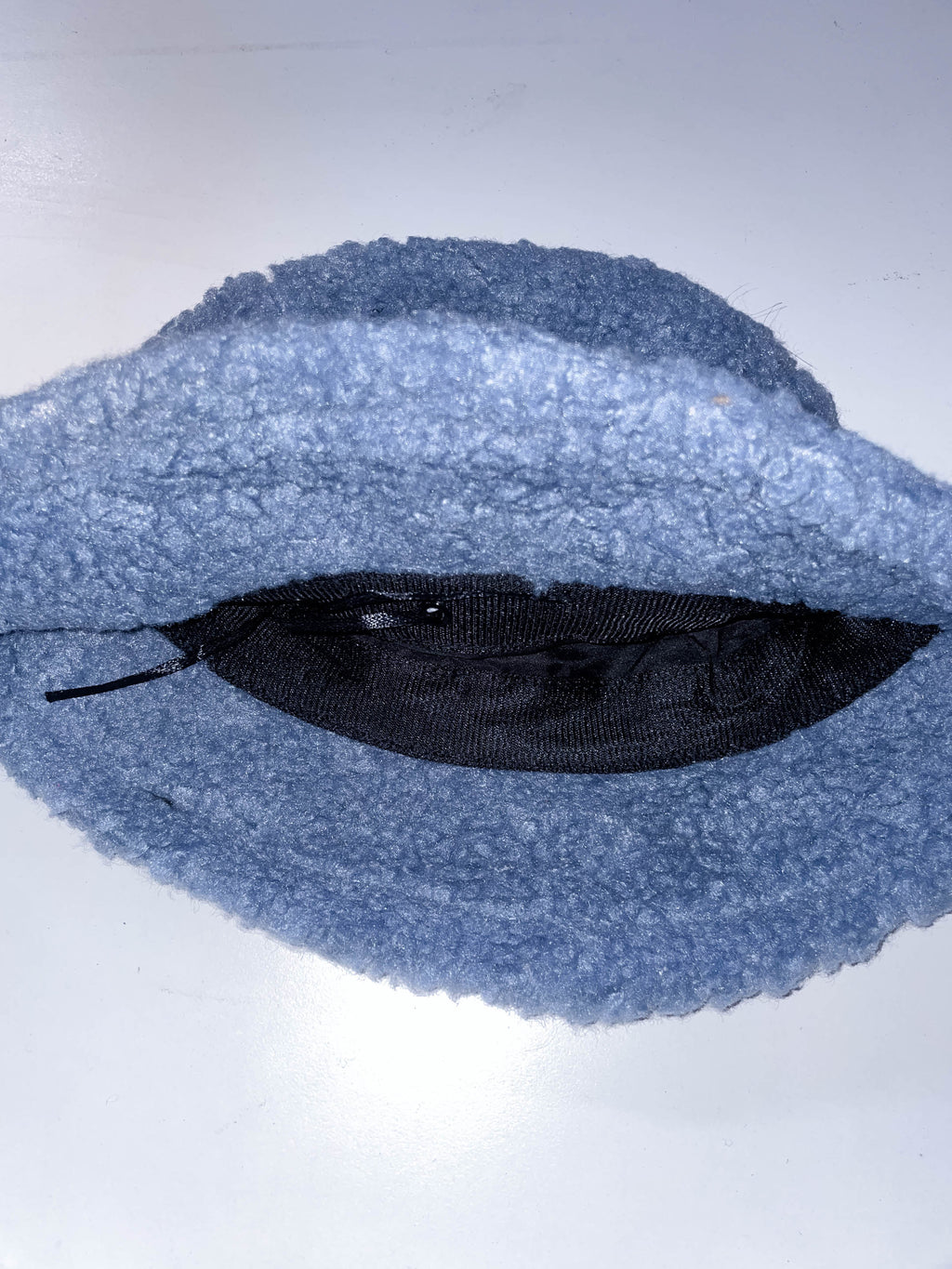 Vintage womens winter blue faux fur bucket hat