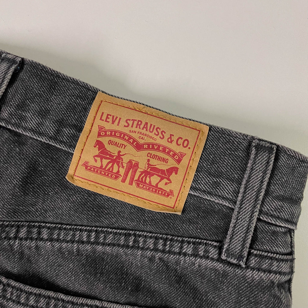 Women's Levi's grey A-line mini denim skirt size 25 | Grey | L 16 W 30 |SKU 3674