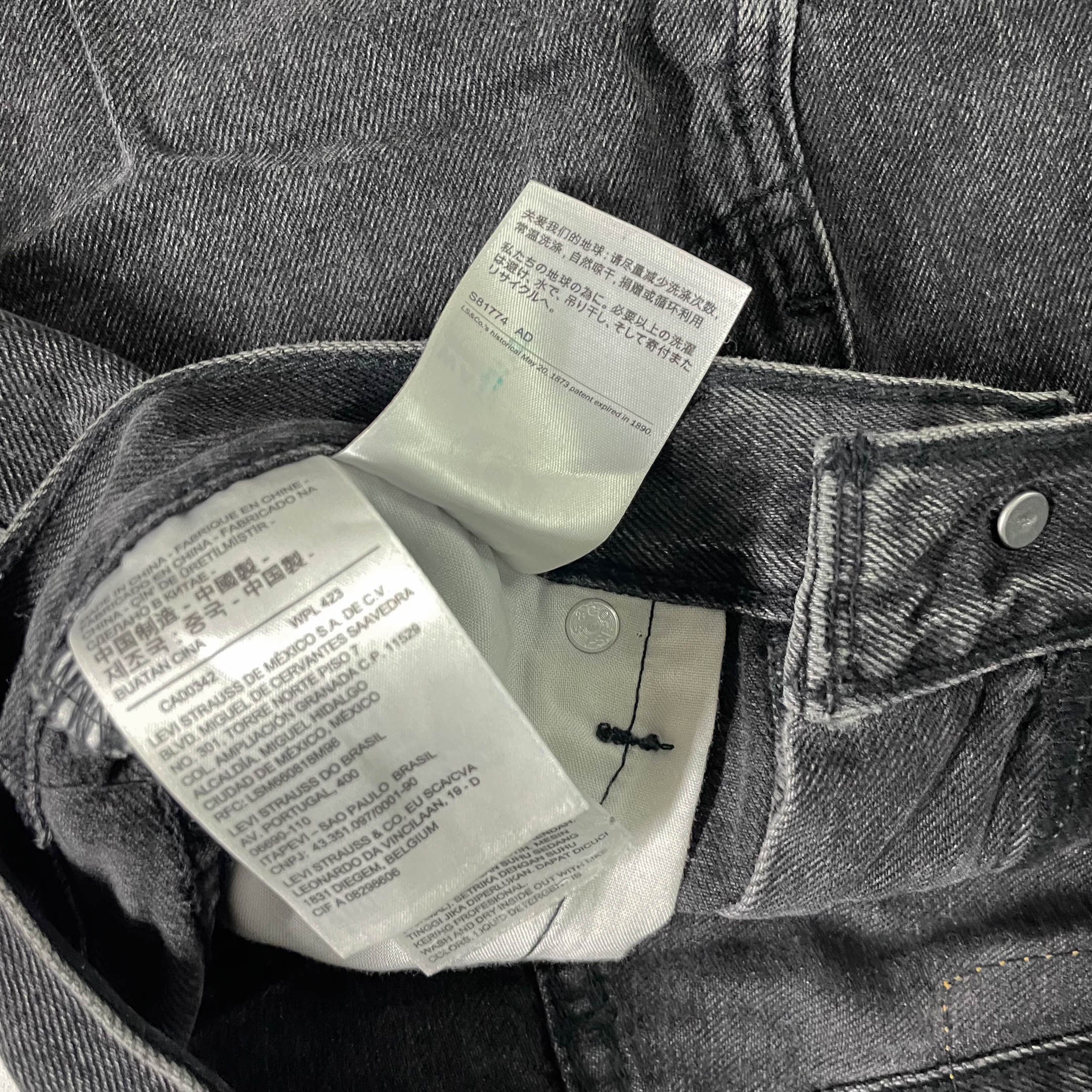 Women's Levi's grey A-line mini denim skirt size 25 | Grey | L 16 W 30 |SKU 3674