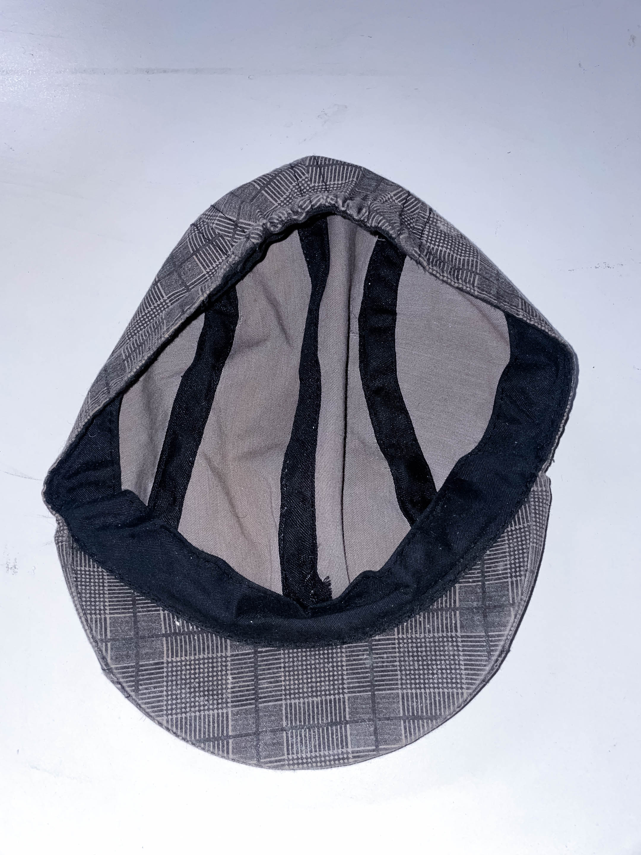 Vintage mens plaid grey cotton flat cap