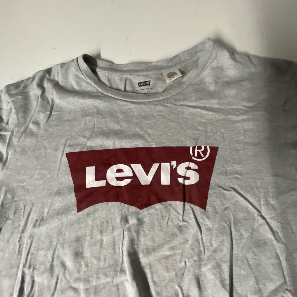 Vintage Grey Levis Graphics medium short sleeve tees