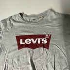 Vintage Grey Levis Graphics medium short sleeve tees