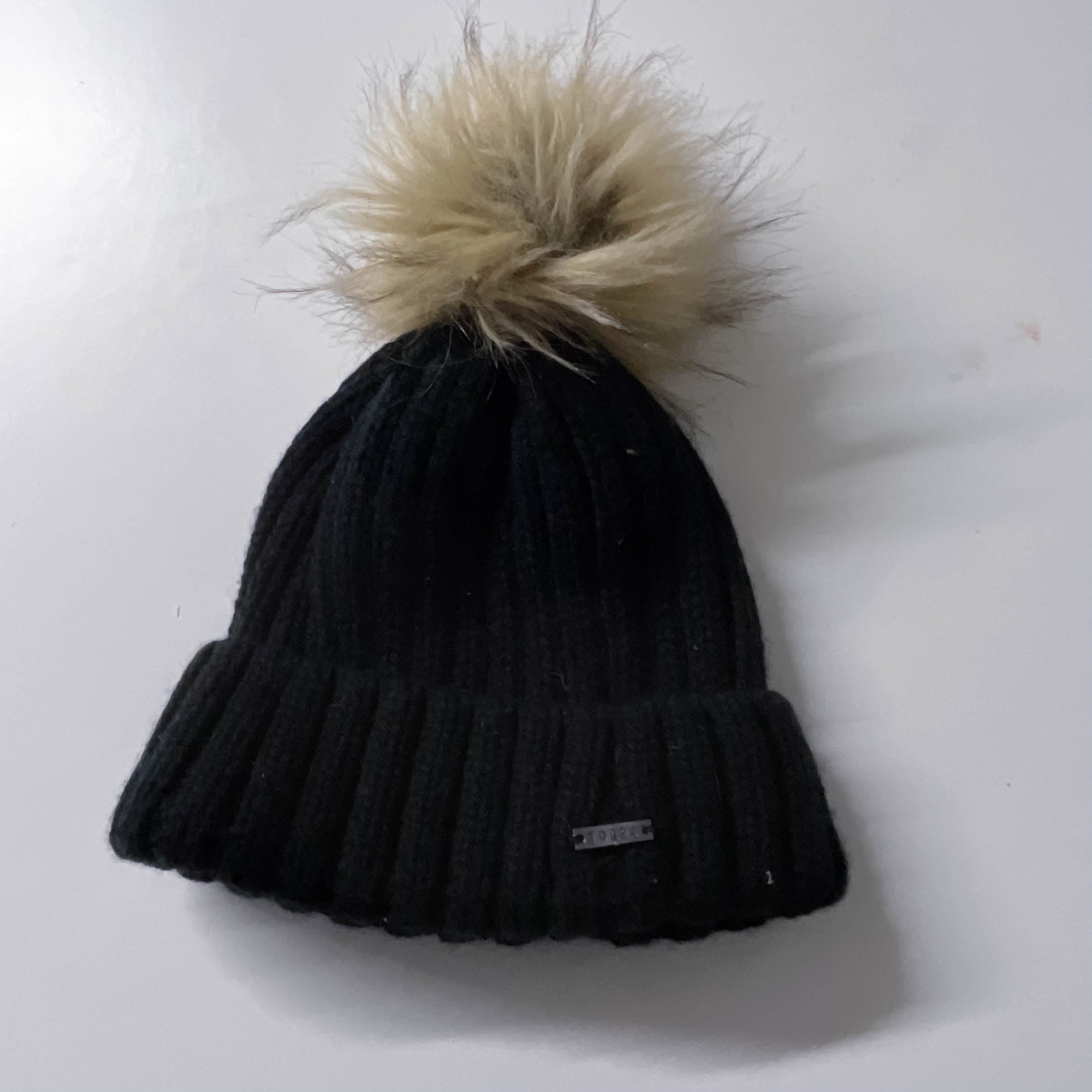 Tog24 winter fur knitted black detachable fur top beanie hat