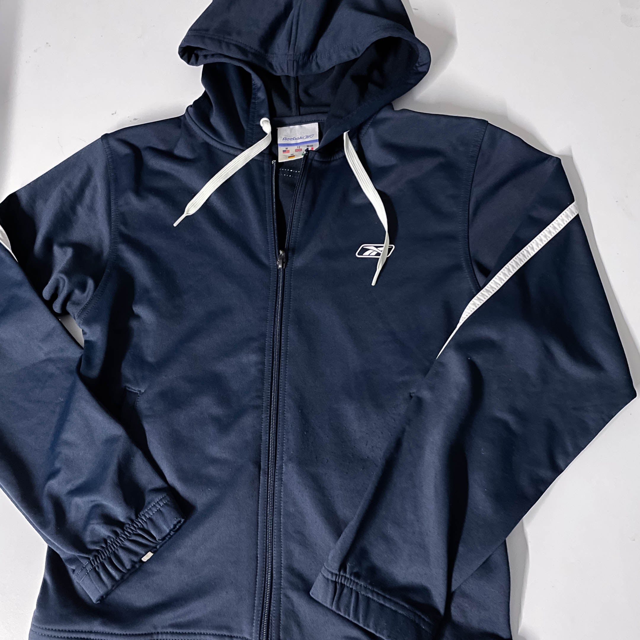 Vintage Reebok Men's Navy Blue Medium hoodie Jacket