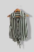 Vintage Nikka women black and white striped sleeveless top size 14