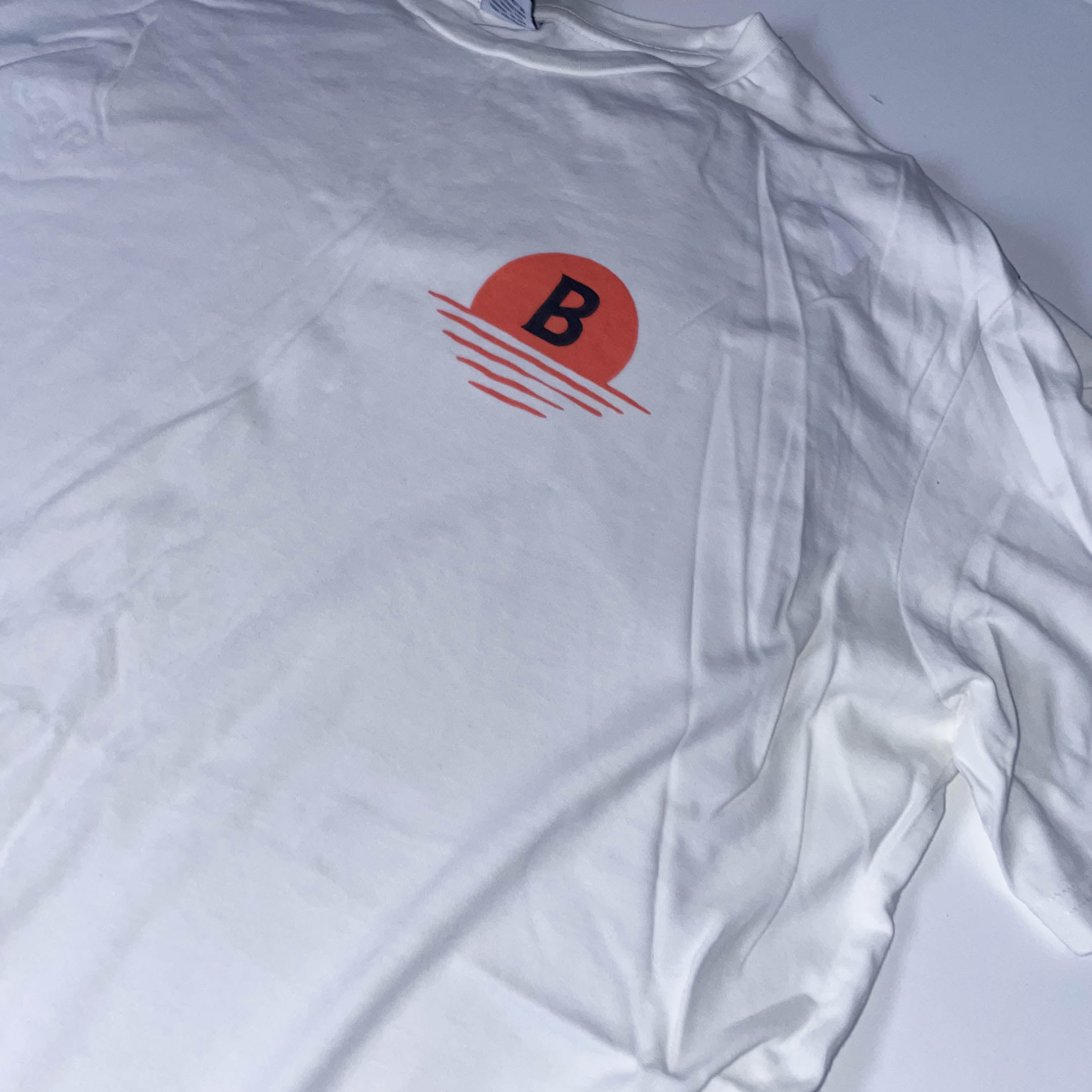 Vintage White Dudes Berlin Bear essential tees XL