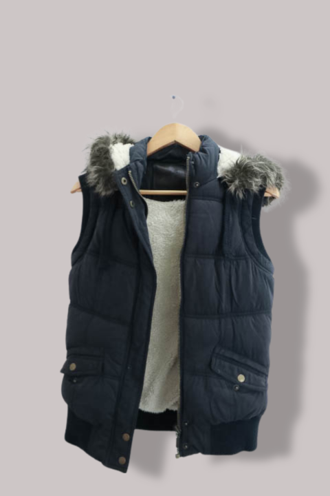 Vintage puffer vest fur black sleeveless blue medium jacket