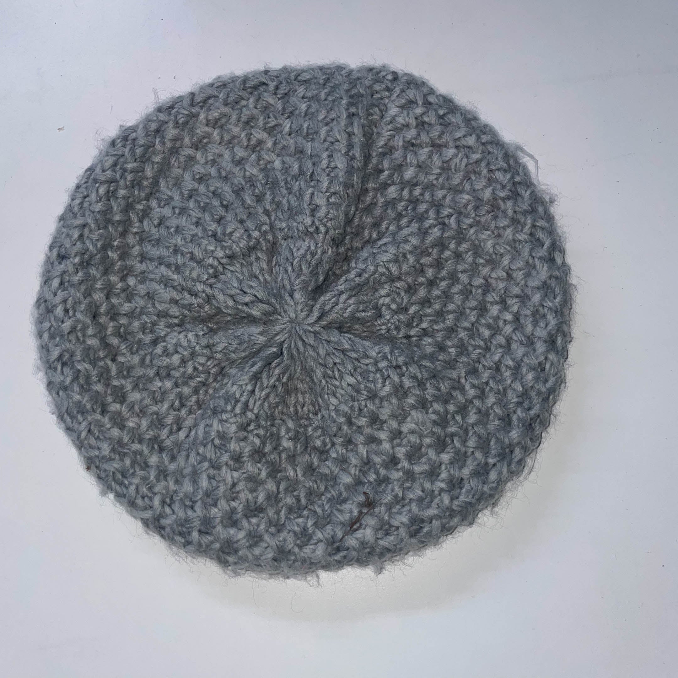 Vintage womens grey corchet beret cap