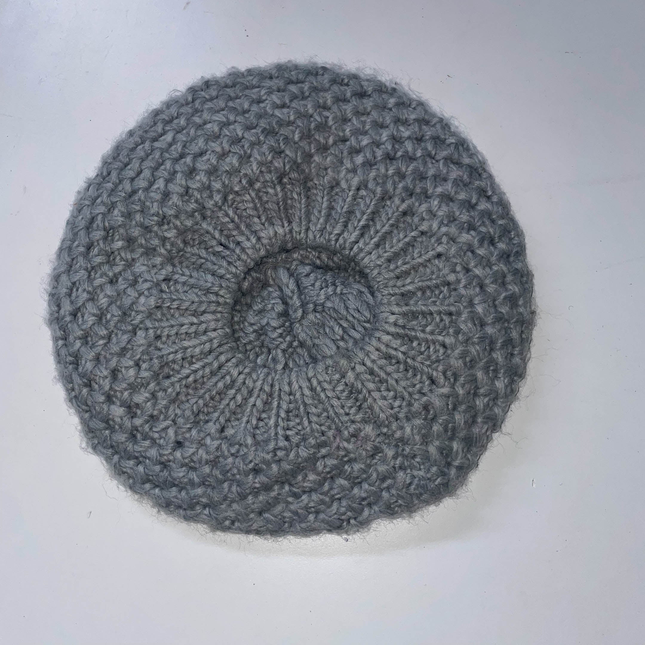 Vintage womens grey corchet beret cap