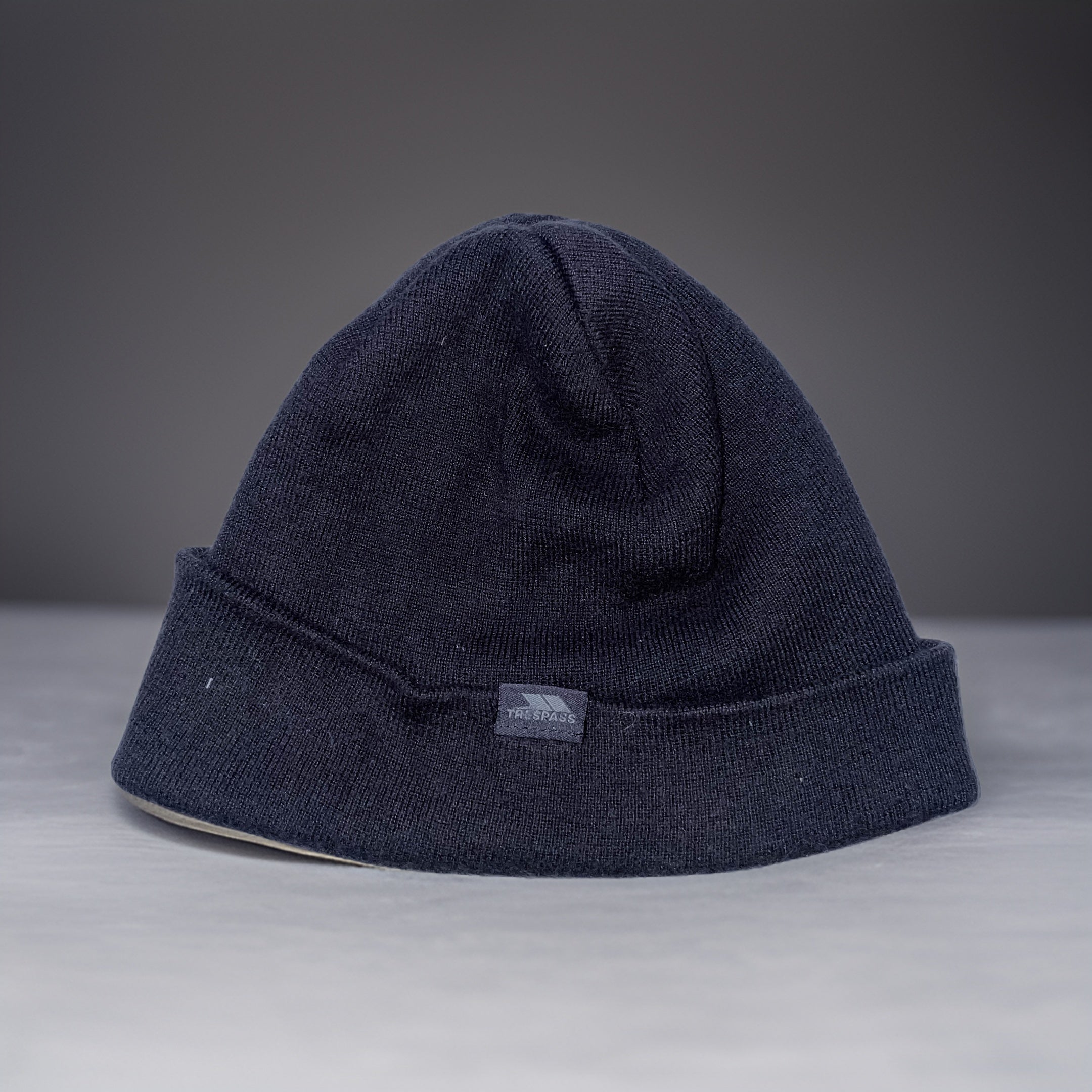 Vintage Trespass grey beanie hat