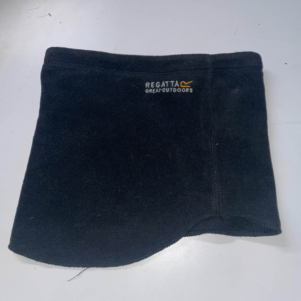 Black Regatta outdoor neck warmer duster