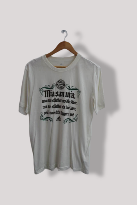 Vintage Adidas FC Bayern Muchen Graphics mens white medium tees