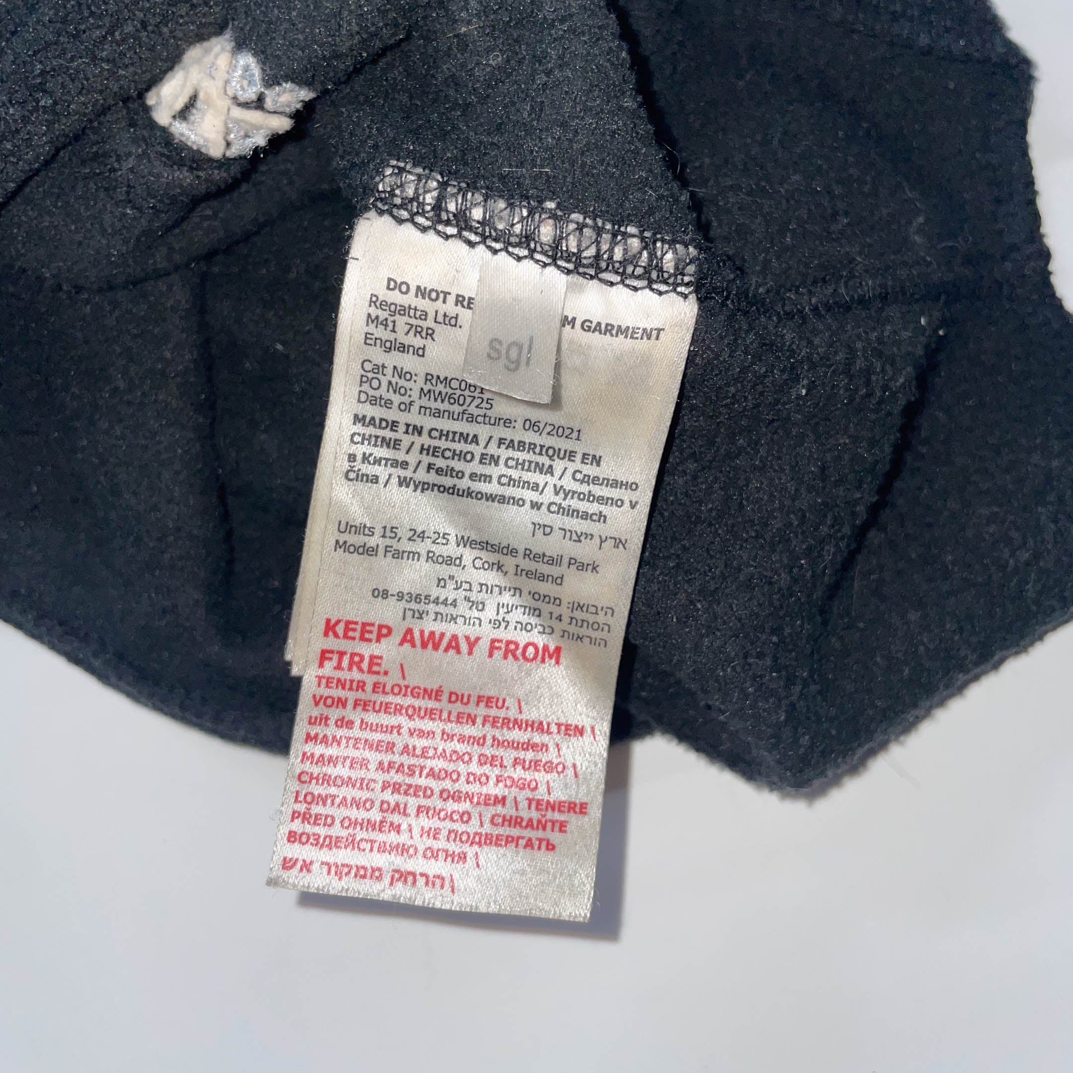 Black Regatta outdoor neck warmer duster