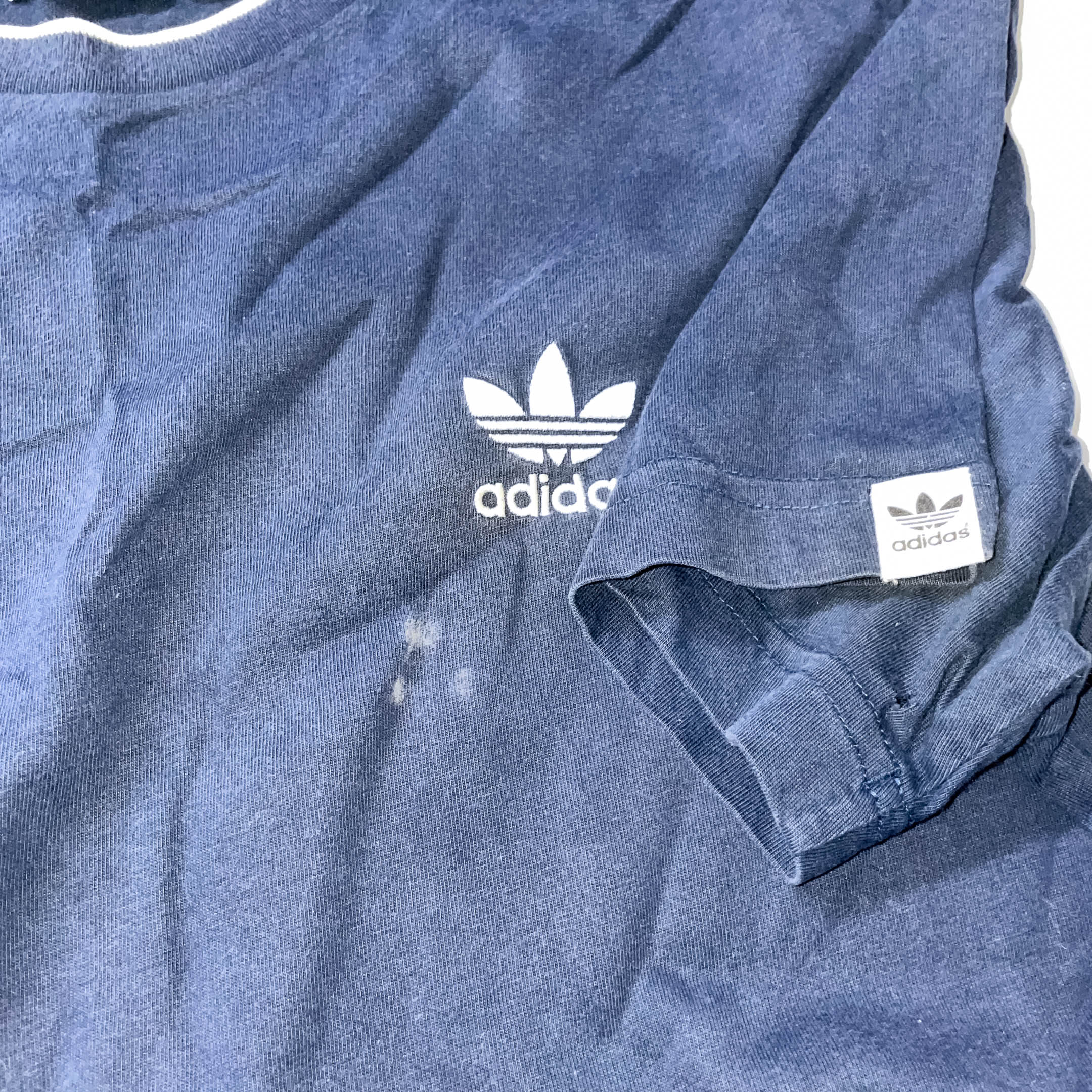 Vintage Tshirt Navy Adidas original medium mens short sleeve