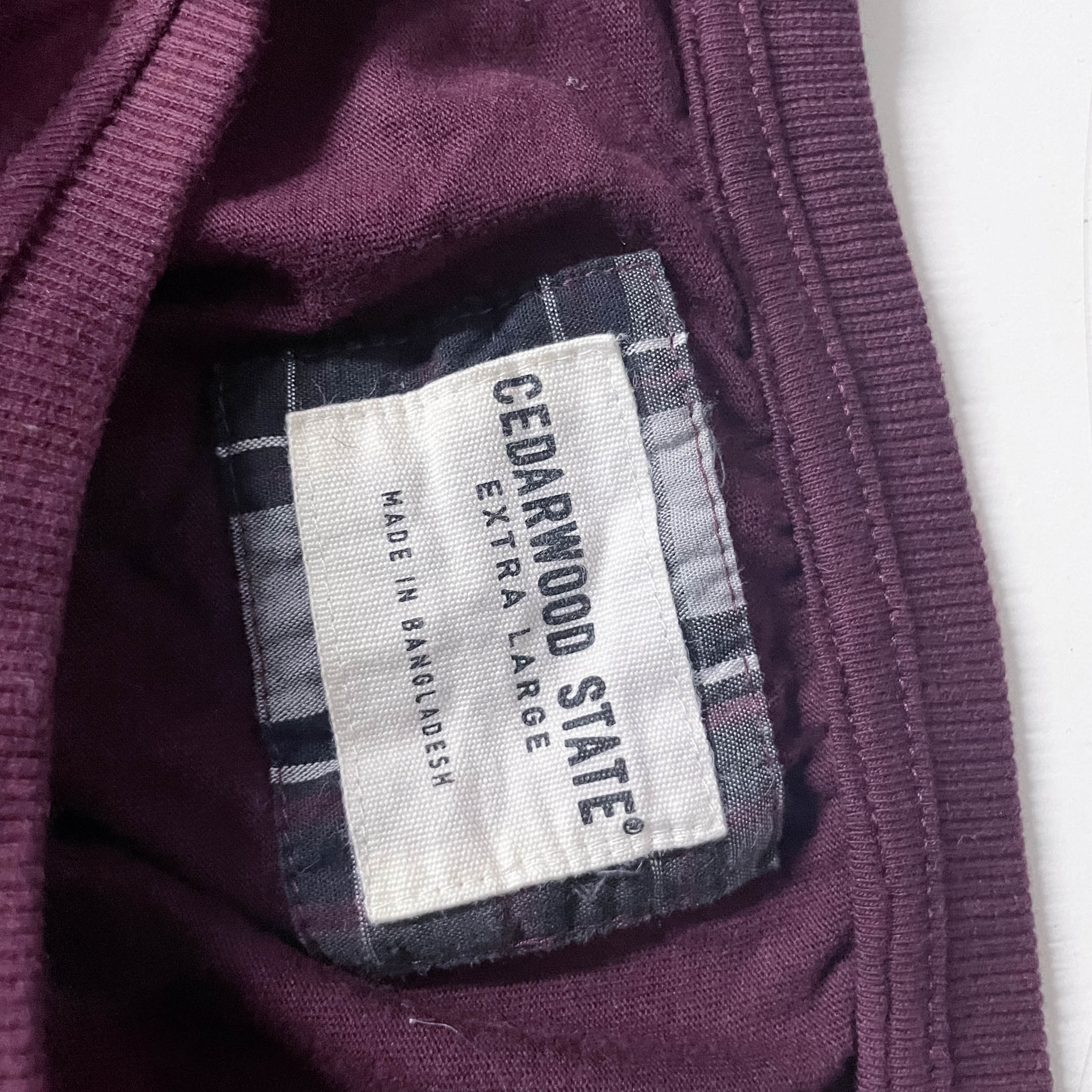Vintage Cedarwood state Tokyo extra large mens wine long sleeve tees