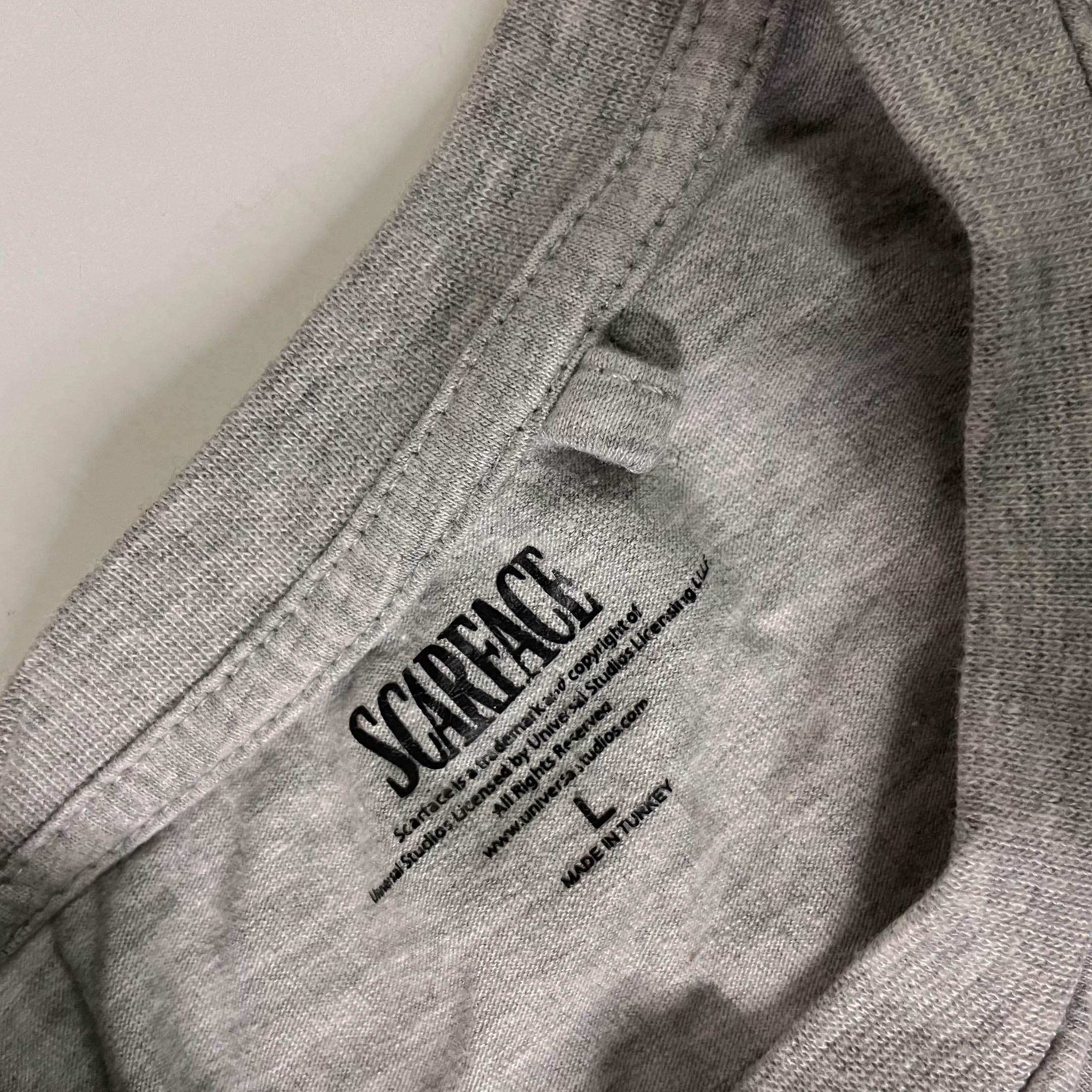 Vintage Men's Scarface grey large short sleeve tshirt | L 27 W 19| L |SKU 3688