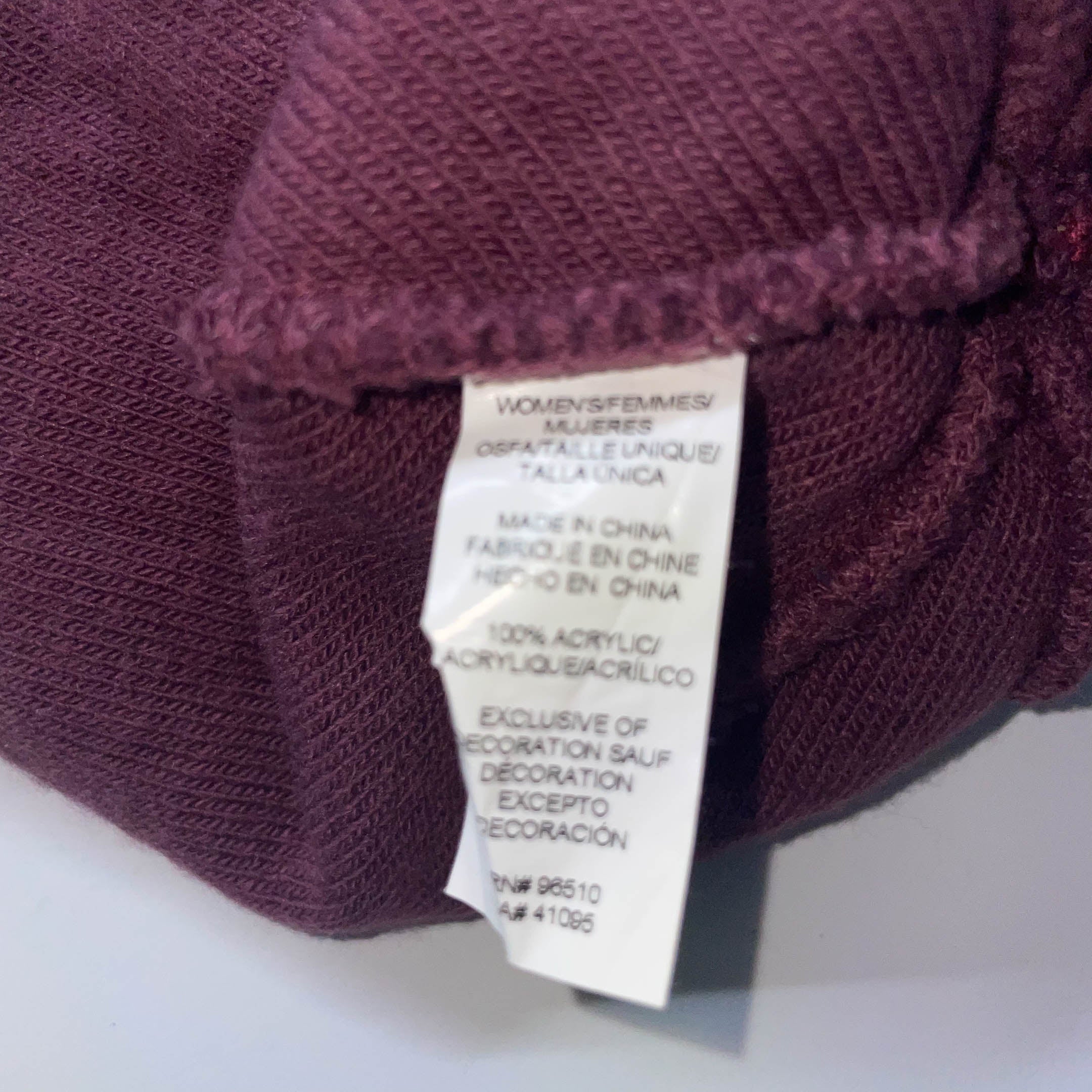 Vintage Under Armour big logo burgundy beanie winter hat