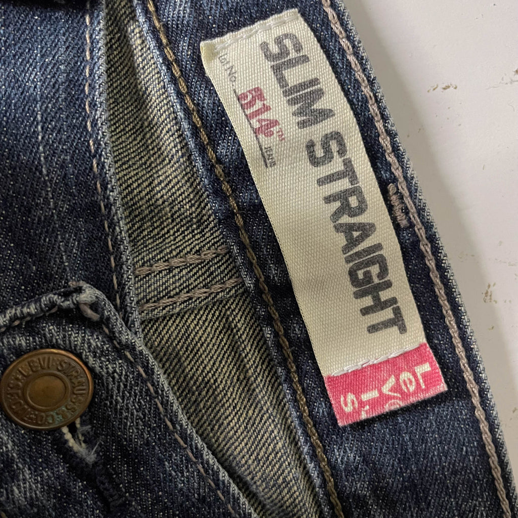 Vintage Levis 34 x 32 514 Slim Straight Medium Distressed blue Denim Jeans| 3731