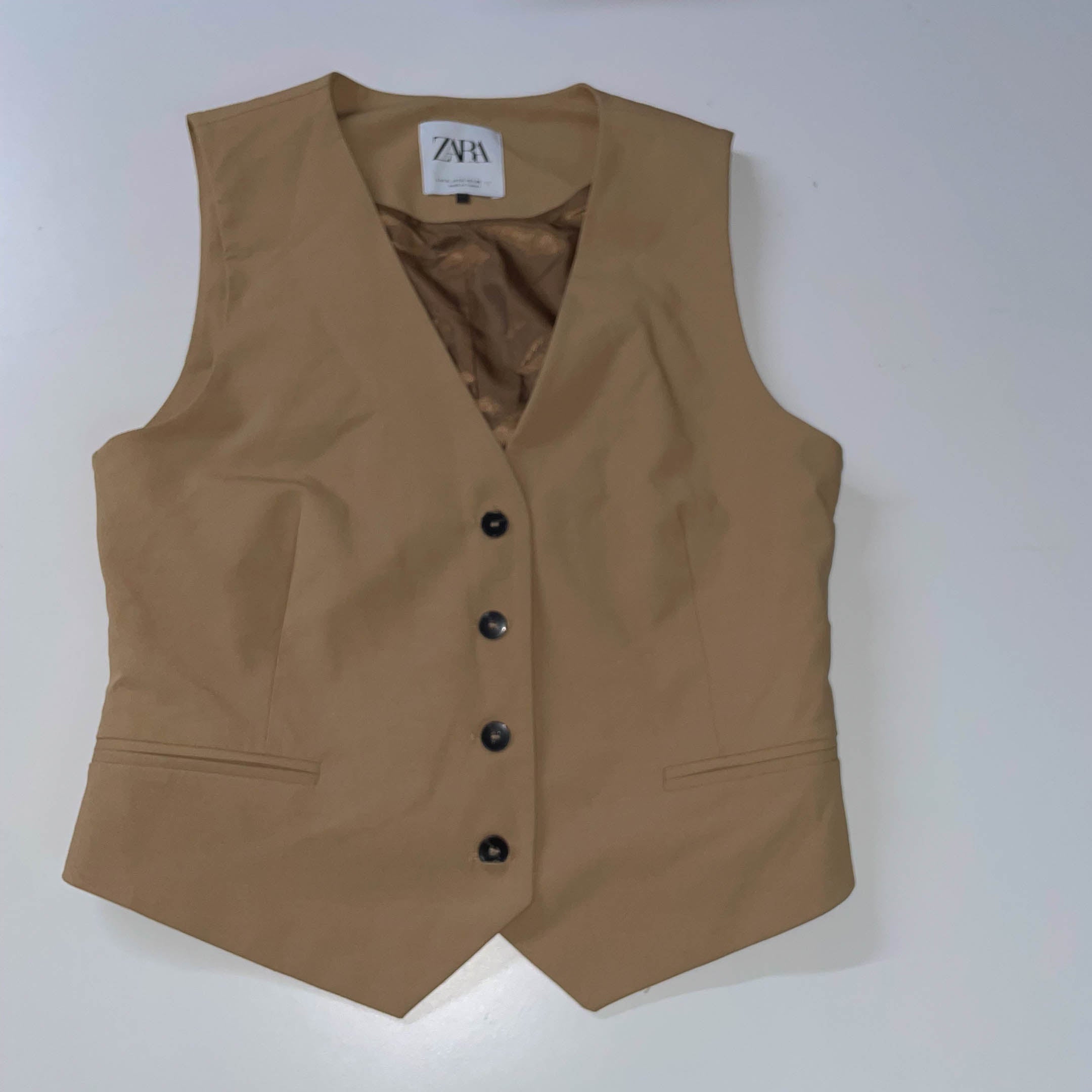 Men's Zara made in Turkey cream blazers waist coat in S| L 21 W 15| SKU 3692