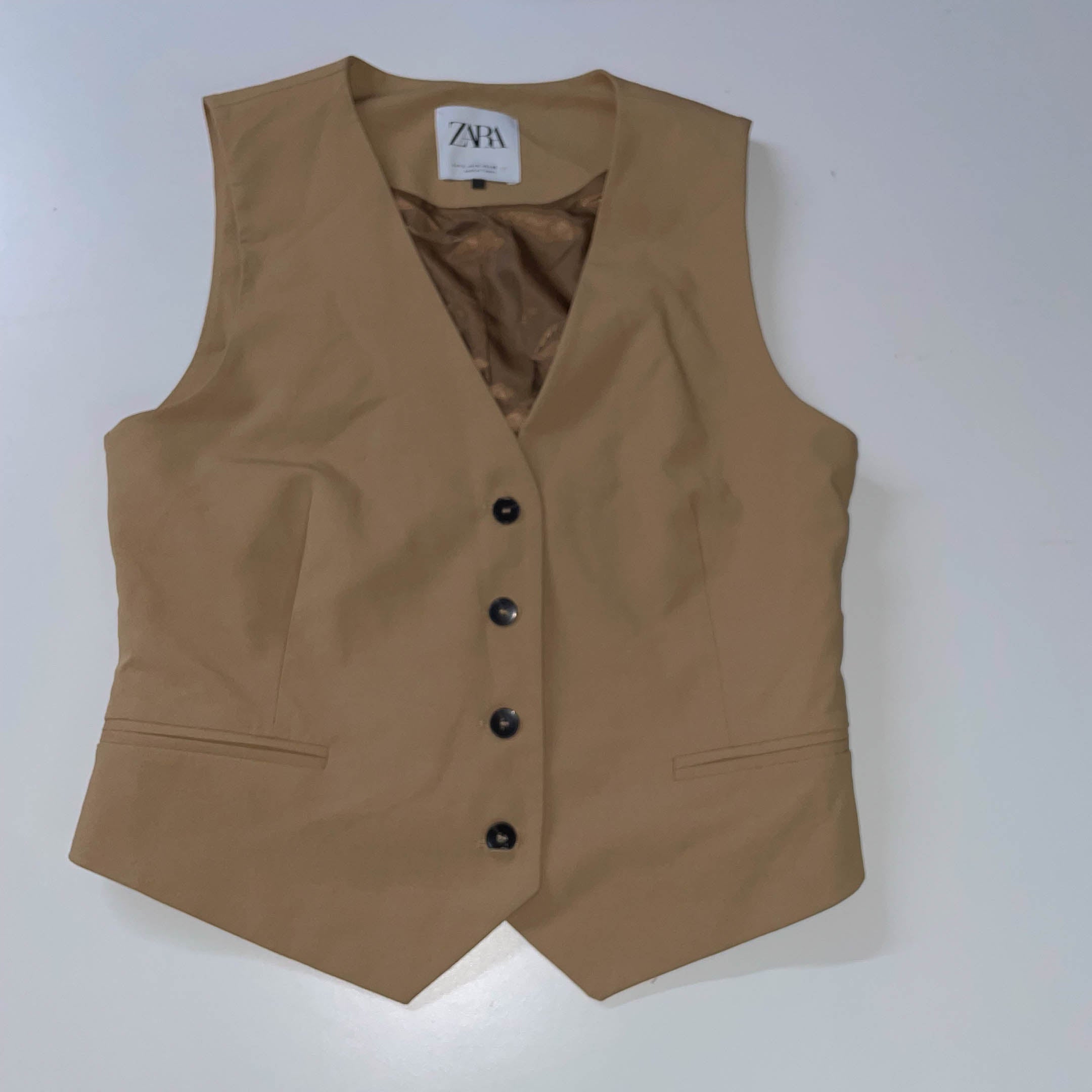 Men's Zara made in Turkey cream blazers waist coat in S| L 21 W 15| SKU 3692