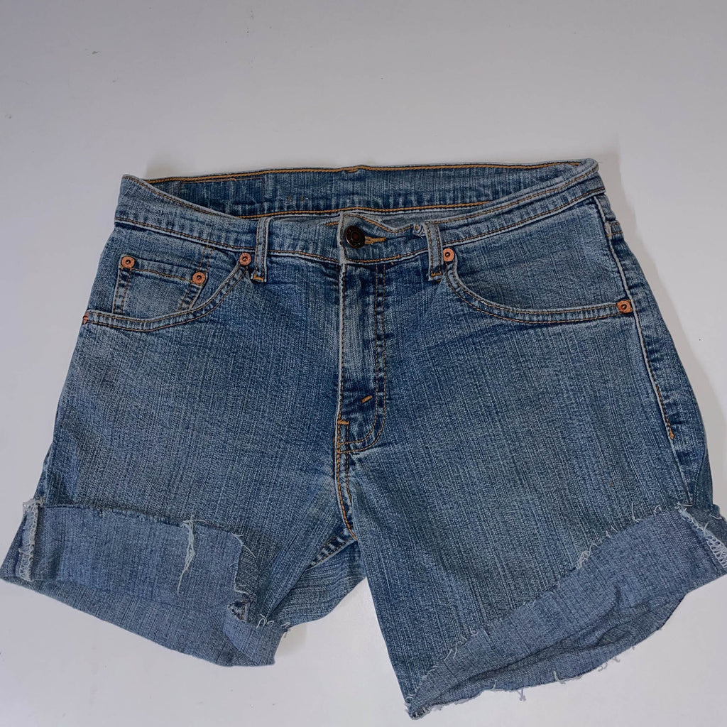 Vintage Levi's cutoff blue denim short 517 28 X 8| SKU 3733| M
