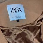 Men's Zara made in Turkey cream blazers waist coat in S| L 21 W 15| SKU 3692